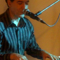 Enzo Marotta tastierista cantante